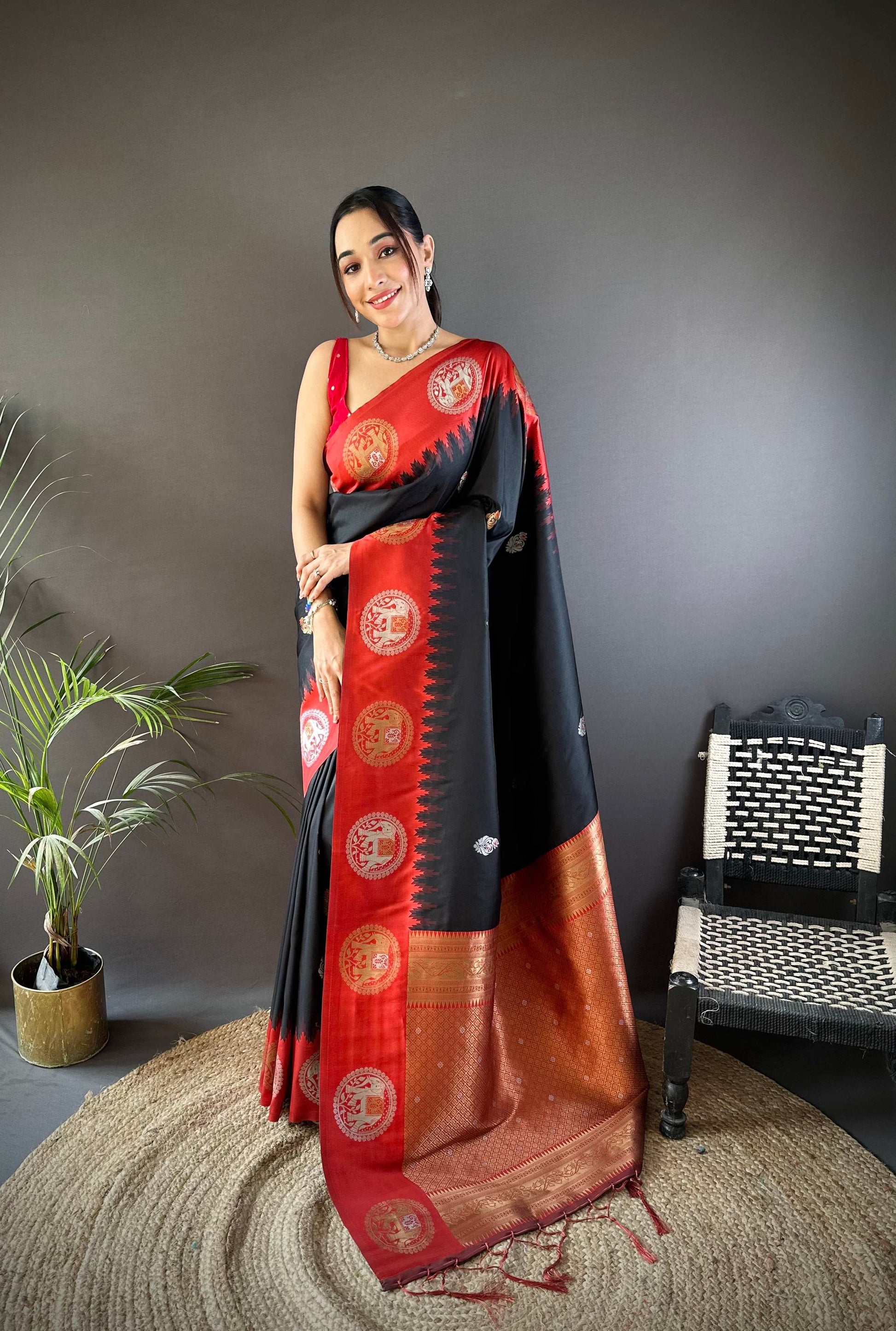 Sonakshi Women's Black Banarasi Silk Zari Woven Traditional Saree with Blouse | Swadesiicart