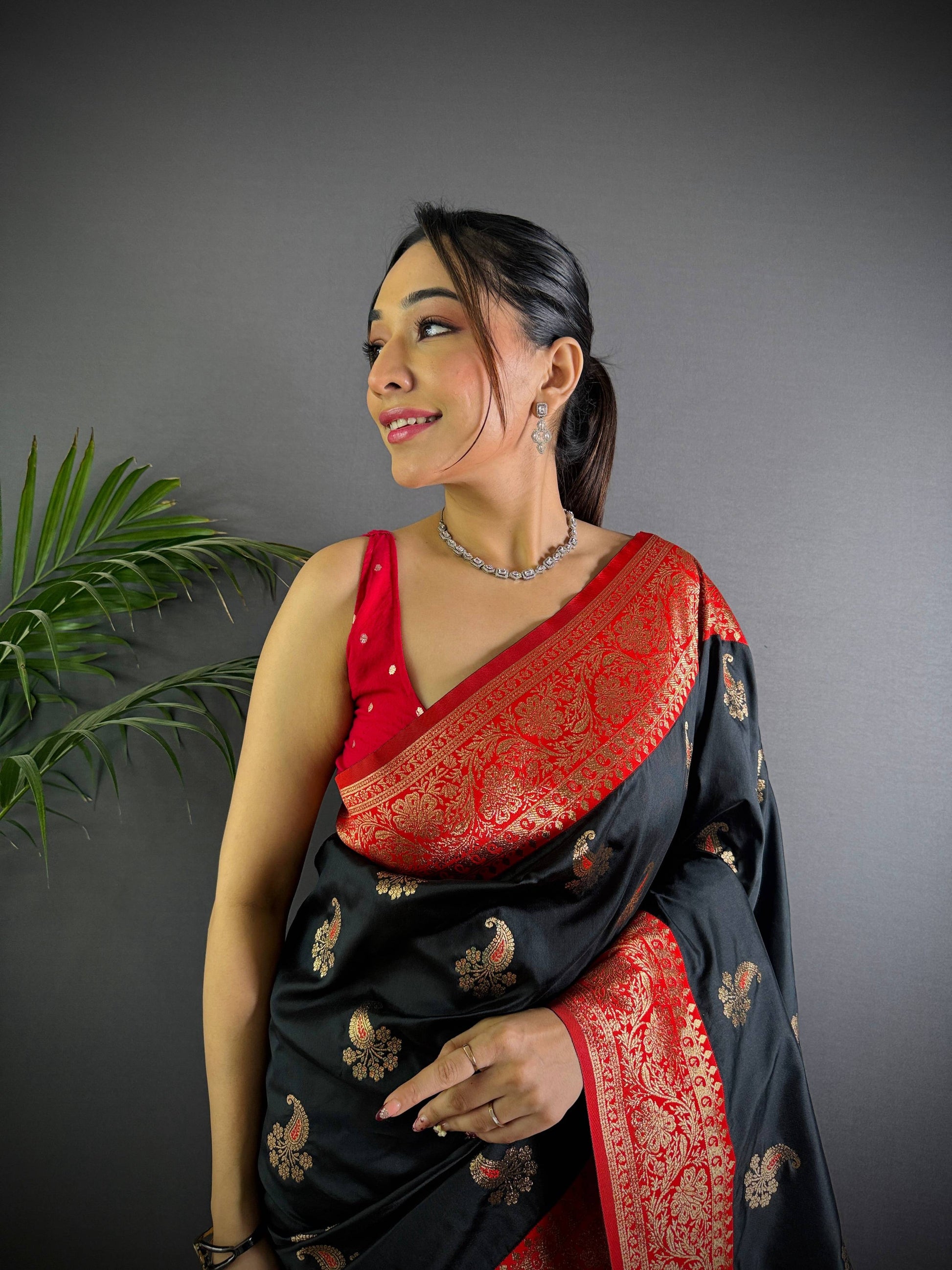 Sonakshi Women's Black Banarasi Silk Zari Woven Traditional Saree with Blouse | Swadesiicart