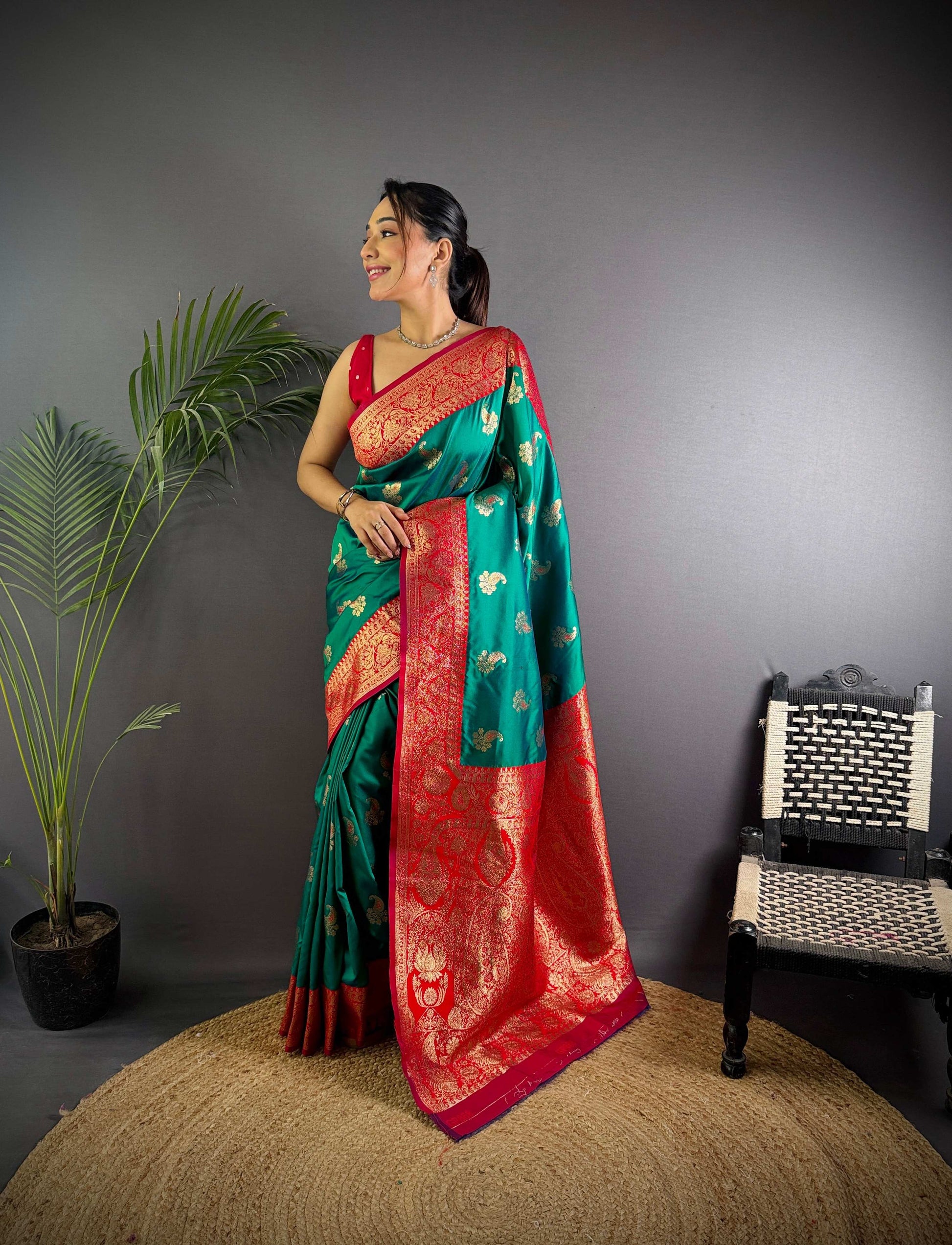 Sonakshi Women's Teal Banarasi Silk Zari Woven Traditional Saree with Blouse | Swadesiicart