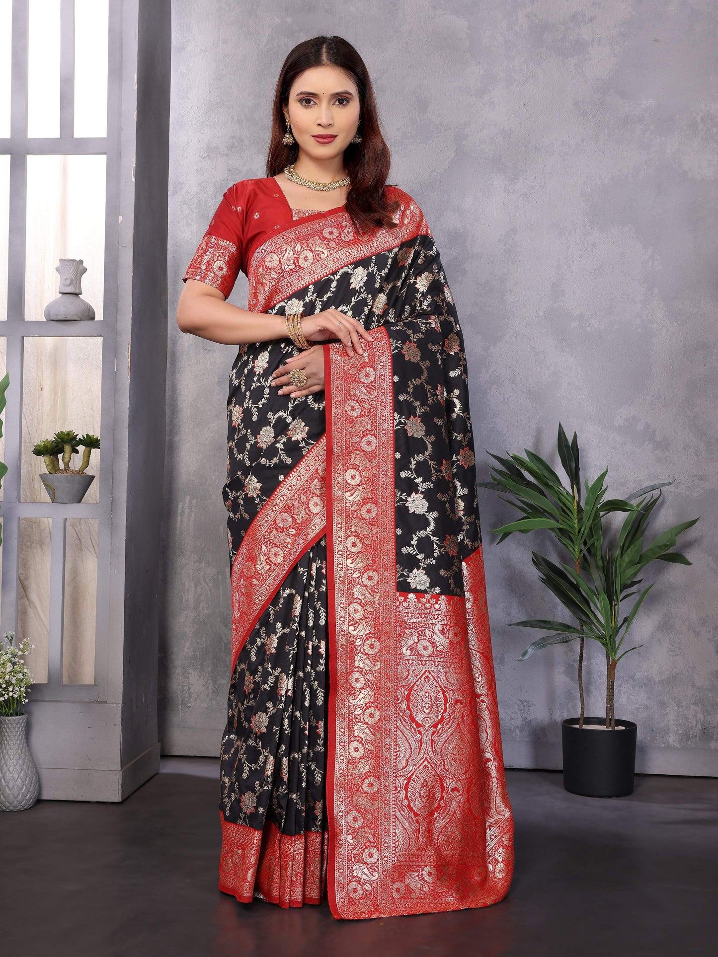 Sonakshi Women's Black Banarasi Silk Zari Woven Traditional Saree with Blouse | Swadesiicart