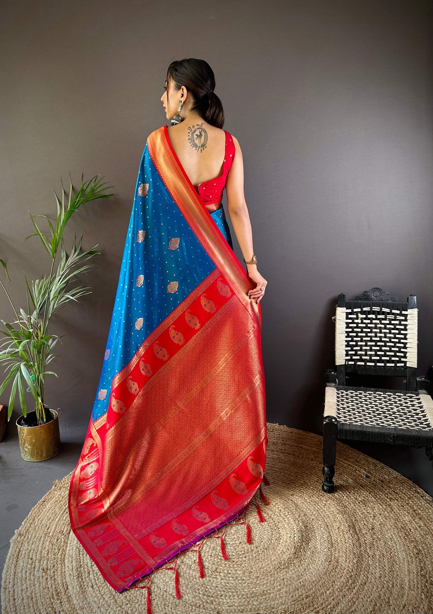 Sonakshi Women's Morepeach Banarasi Silk Zari Woven Traditional Saree with Blouse | Swadesiicart