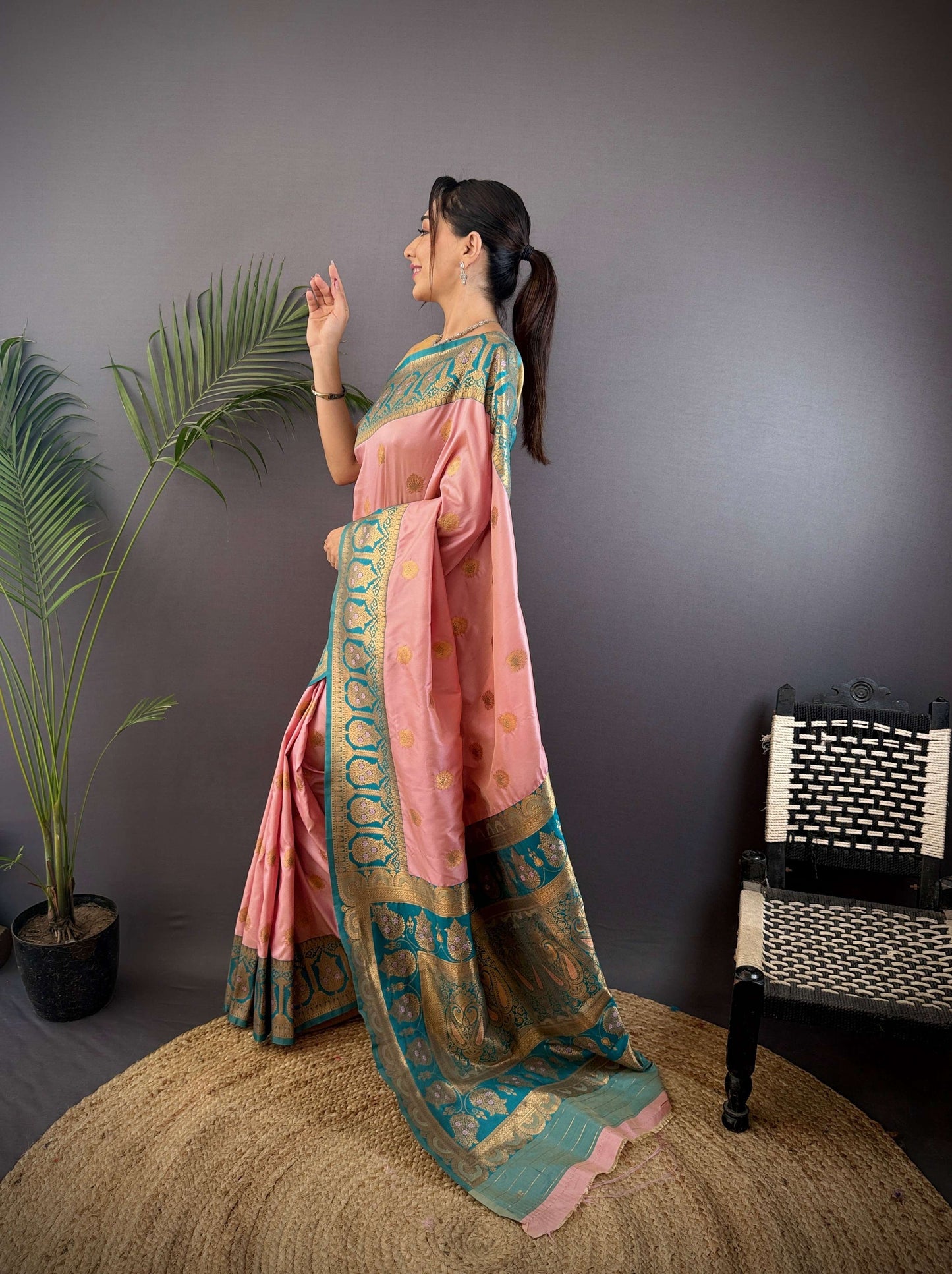 Sonakshi Women's Light Peach Banarasi Silk Zari Woven Traditional Saree with Blouse | Swadesiicart