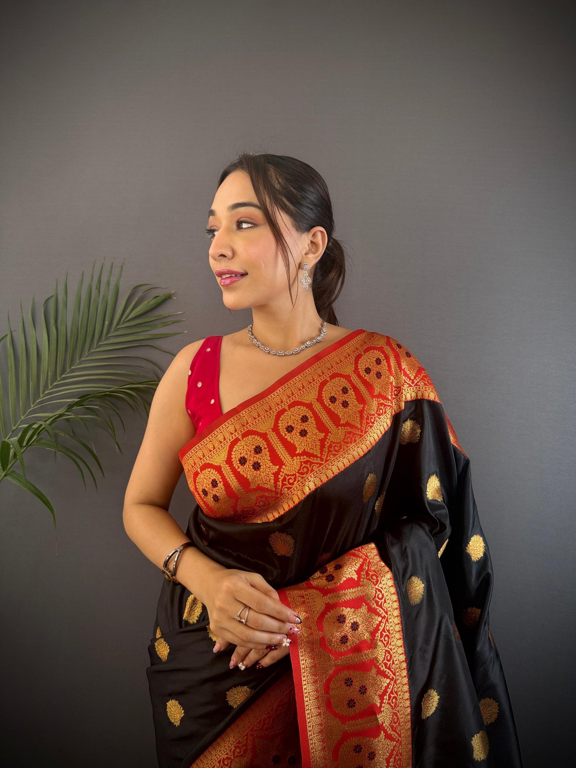Sonakshi Women's Black Banarasi Silk Zari Woven Traditional Saree with Blouse | Swadesiicart