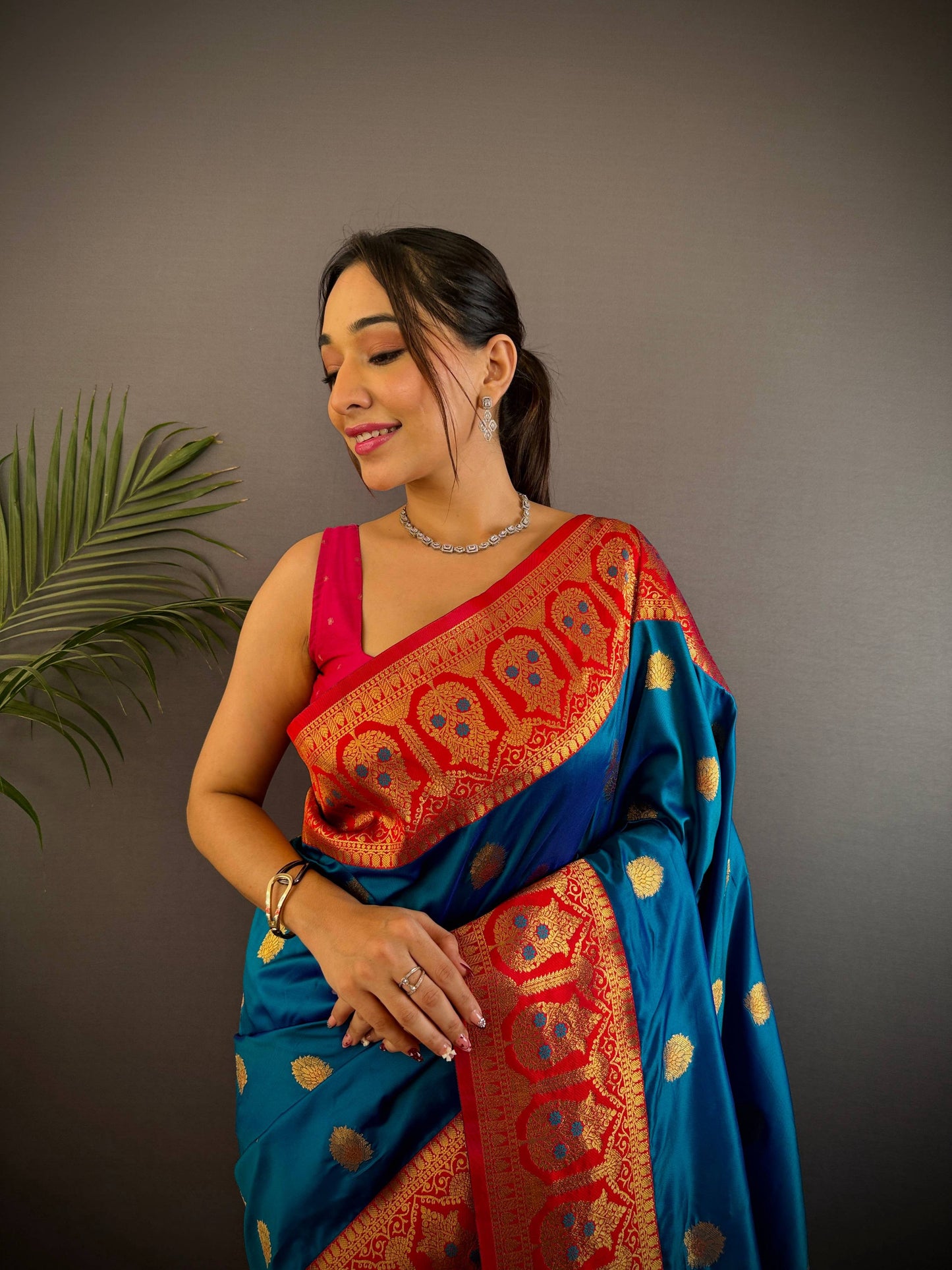 Sonakshi Women's Morepeach Banarasi Silk Zari Woven Traditional Saree with Blouse | Swadesiicart