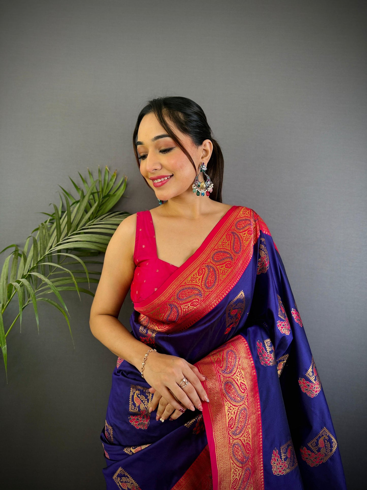 Sonakshi Women's Navy Blue Banarasi Silk Zari Woven Traditional Saree with Blouse | Swadesiicart