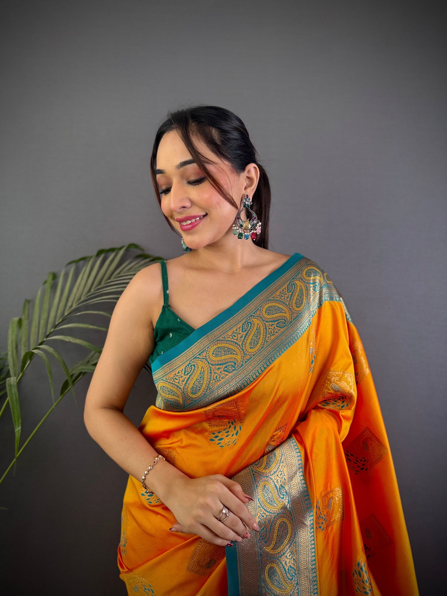 Sonakshi Women's Yellow Banarasi Silk Zari Woven Traditional Saree with Blouse | Swadesiicart