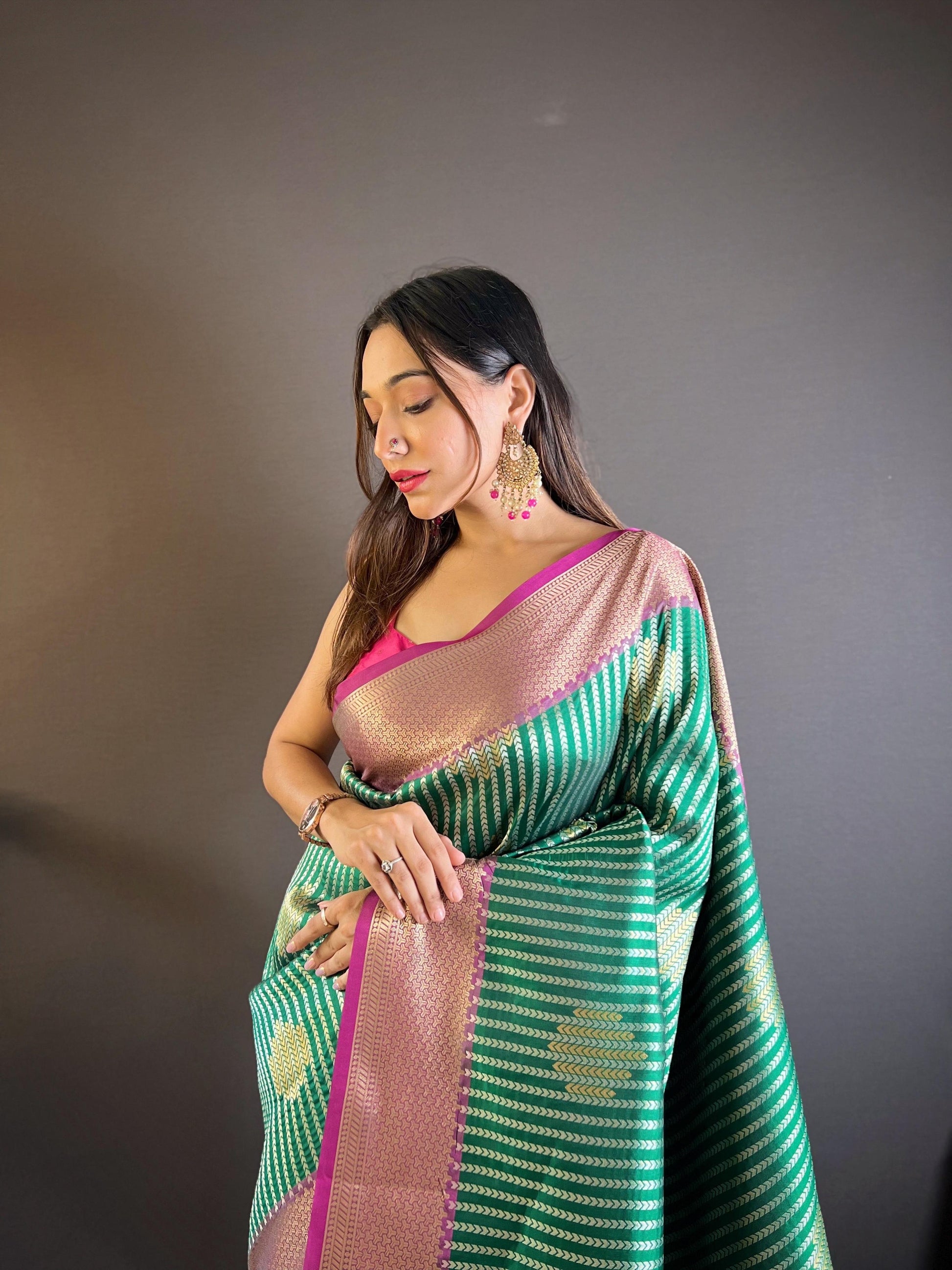 Sonakshi Women's Teal Banarasi Silk Zari Woven Traditional Saree with Blouse | Swadesiicart