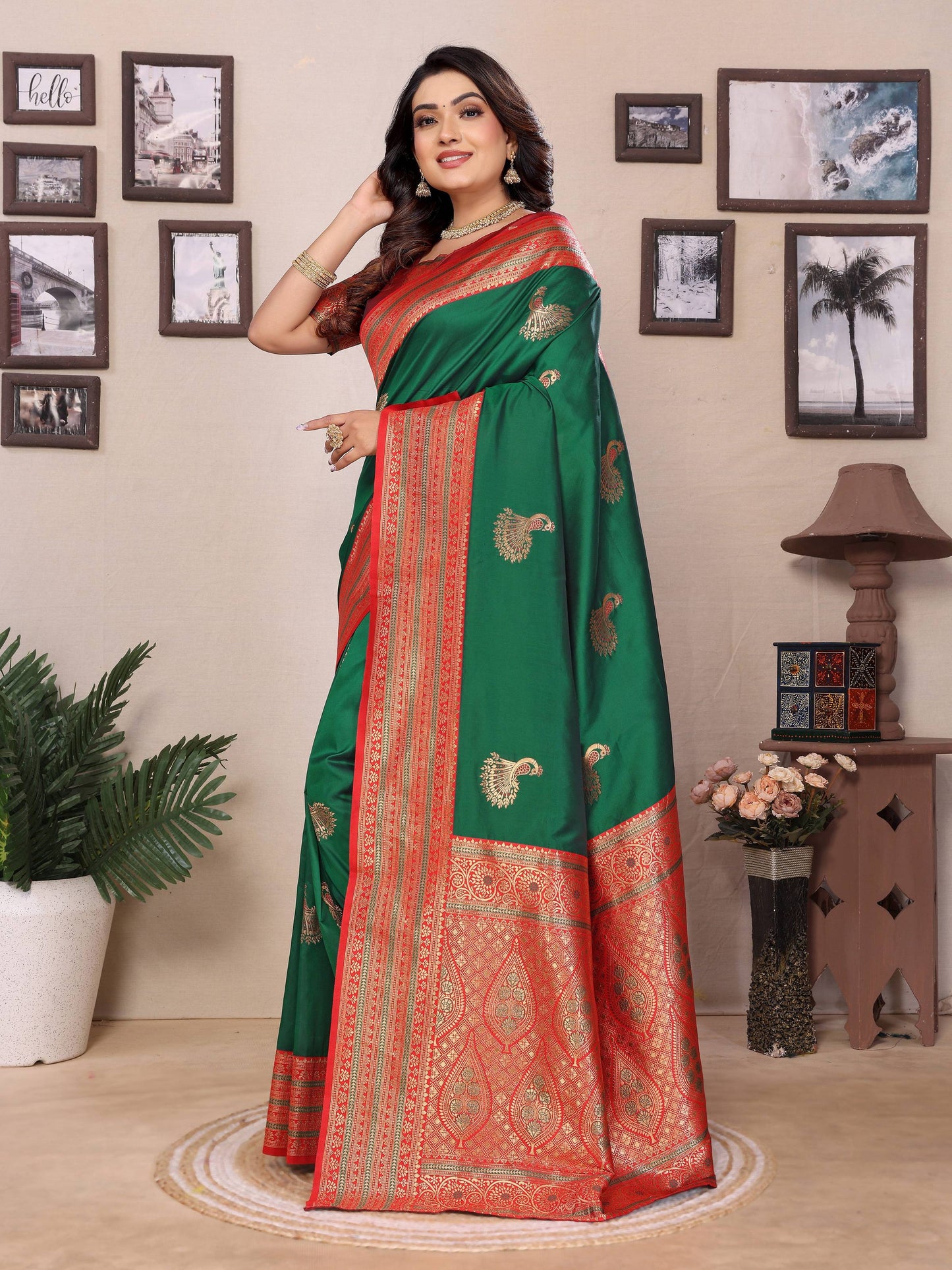 Sonakshi Women's Green Banarasi Silk Zari Woven Traditional Saree with Blouse | Swadesiicart