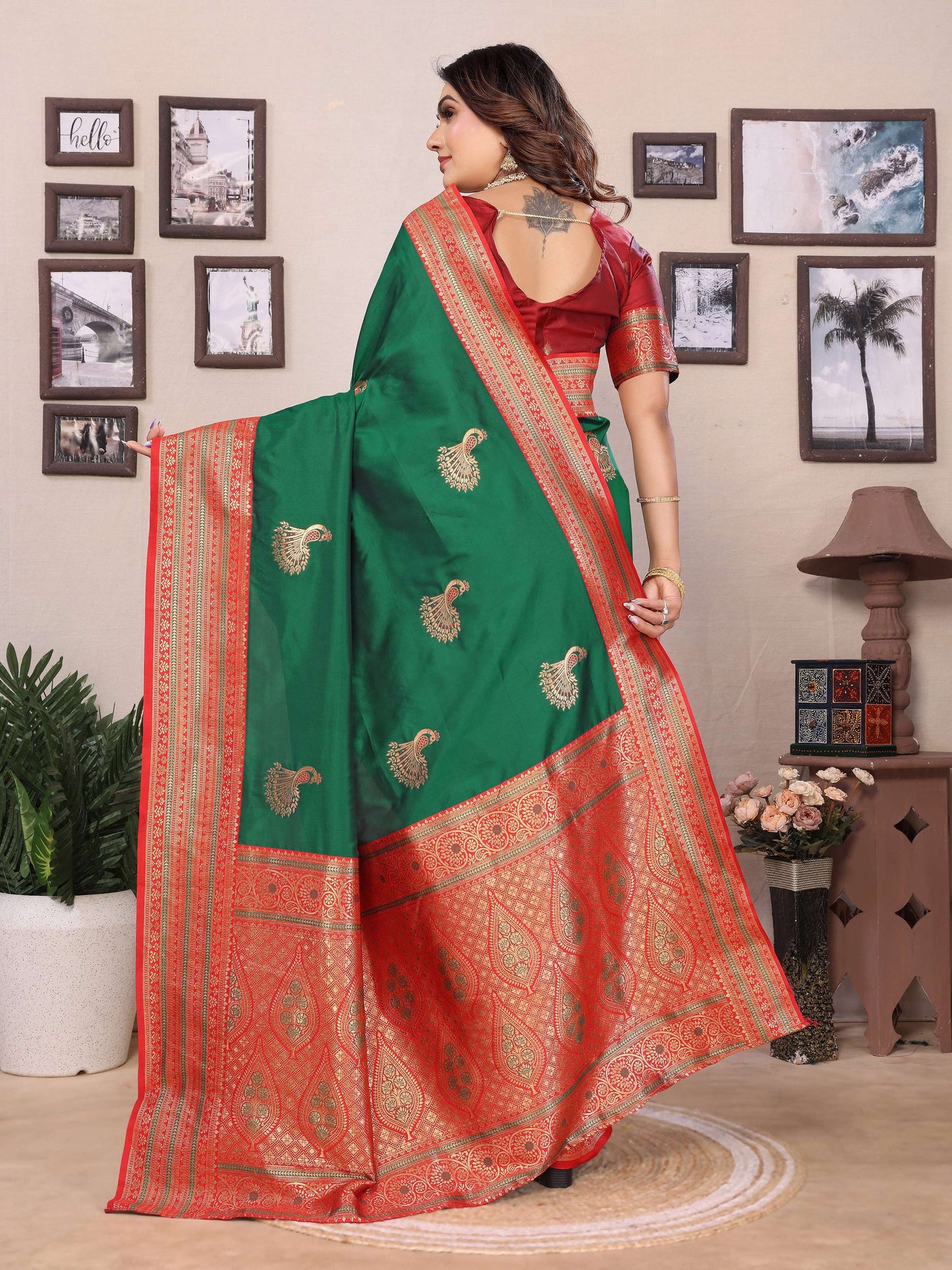Sonakshi Women's Green Banarasi Silk Zari Woven Traditional Saree with Blouse | Swadesiicart