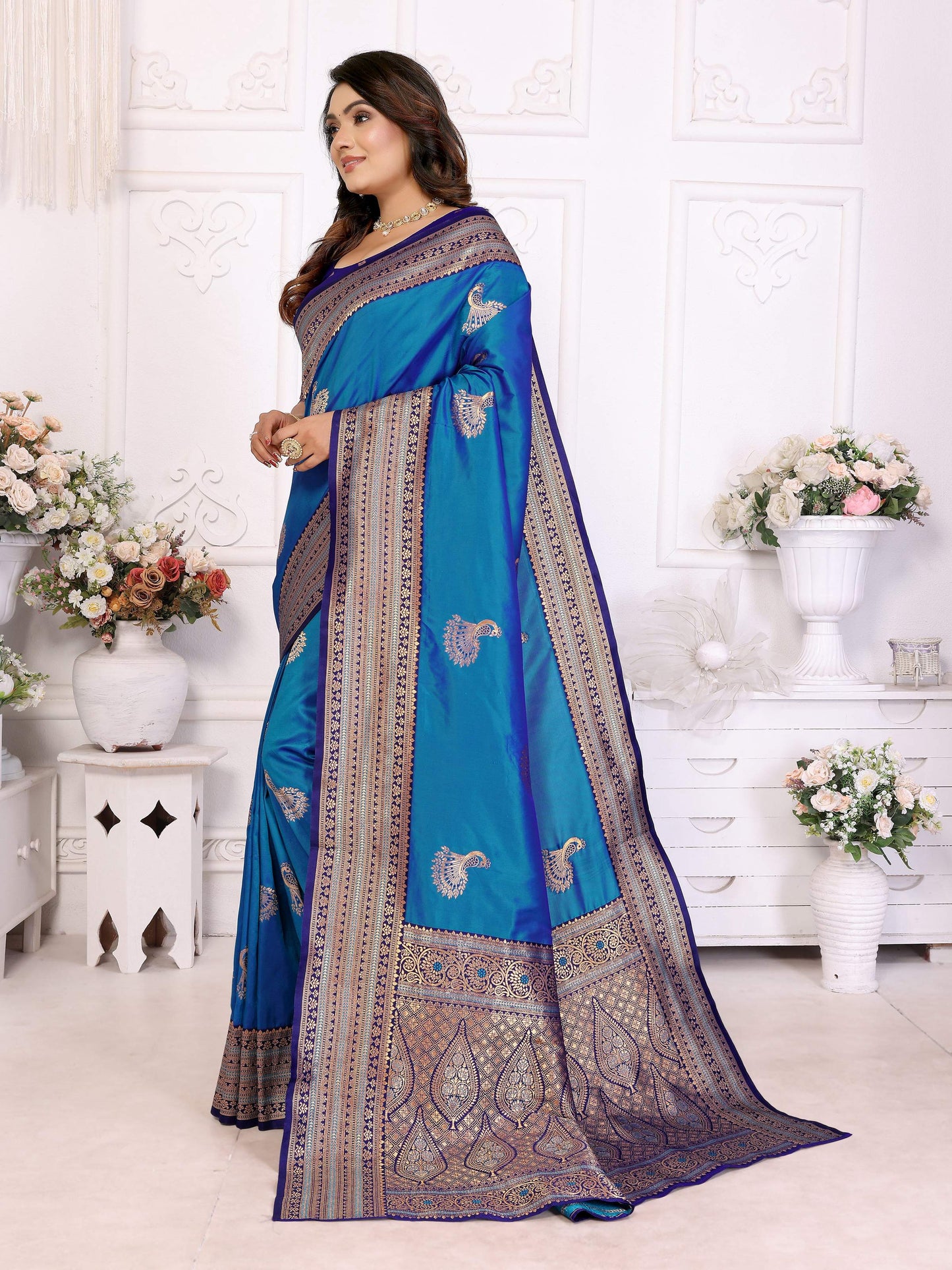 Sonakshi Women's Feroji Banarasi Silk Zari Woven Traditional Saree with Blouse | Swadesiicart