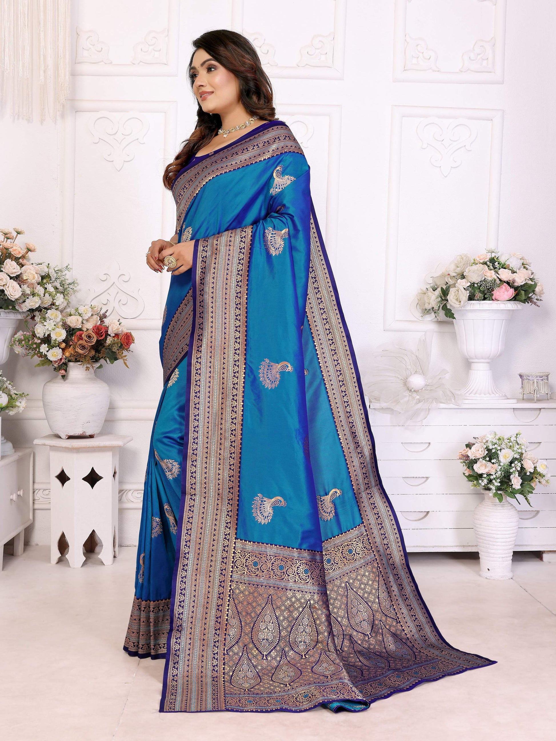 Sonakshi Women's Feroji Banarasi Silk Zari Woven Traditional Saree with Blouse | Swadesiicart