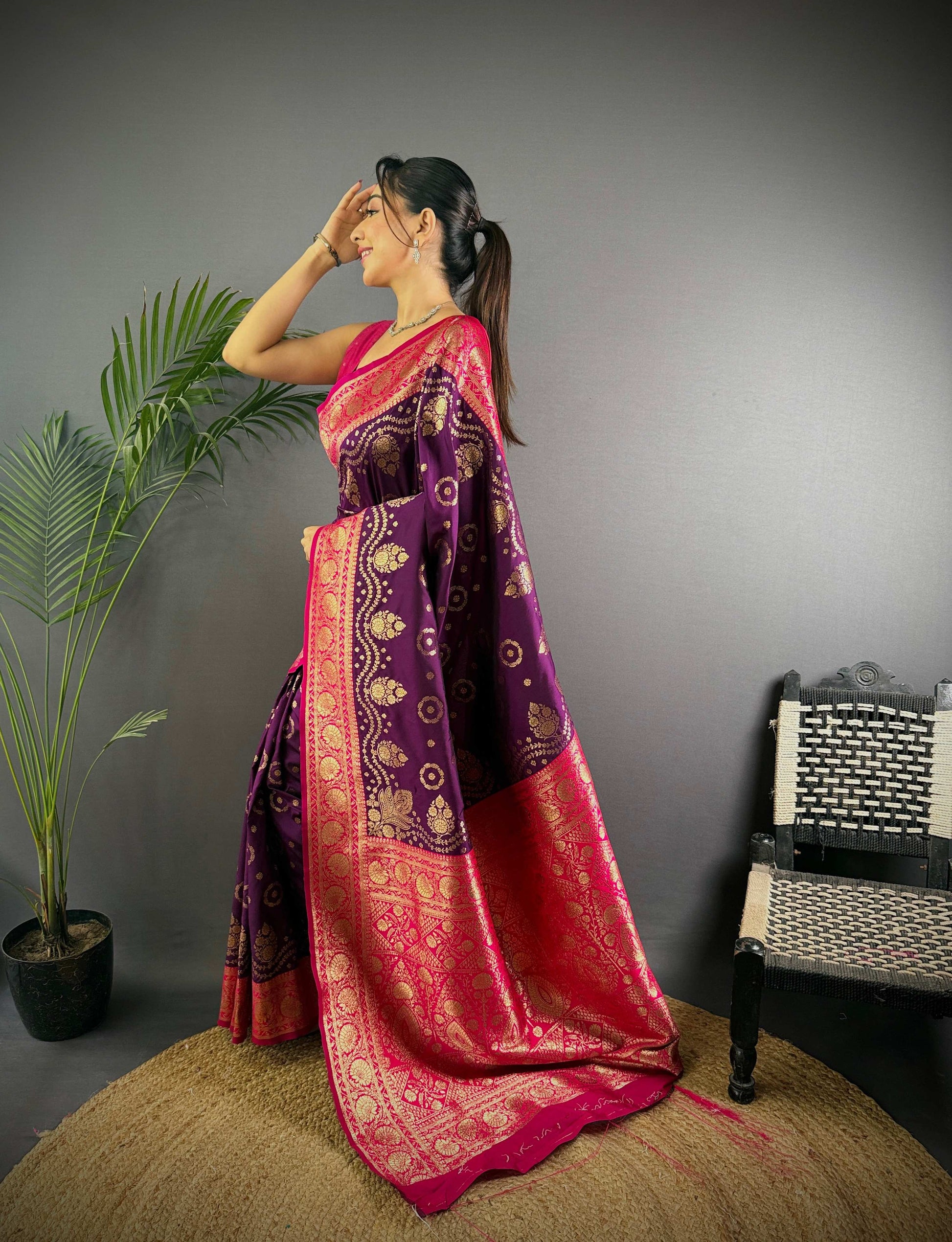 Sonakshi Women's Jamli Banarasi Silk Zari Weaving Saree with Blouse | Swadesiicart