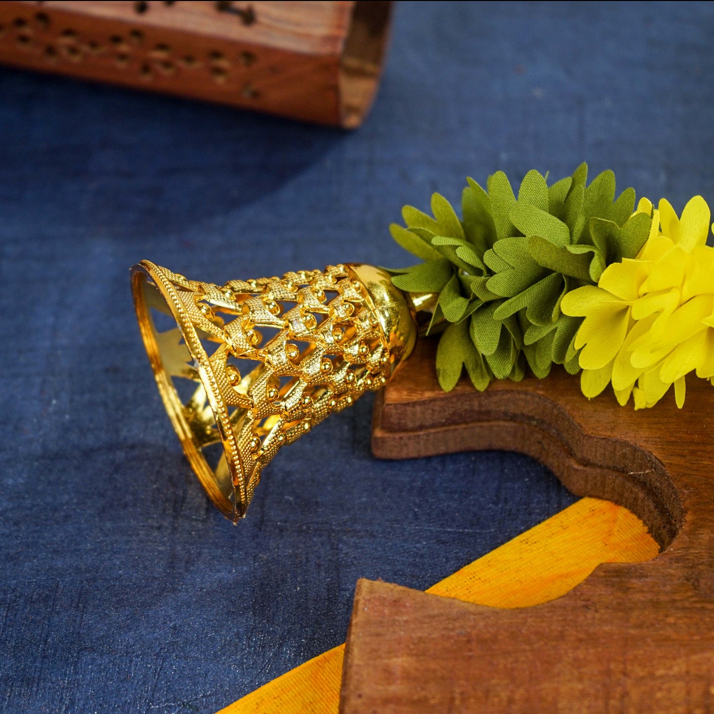 Sri Rudra 1 Feet Bell (SR01367) - Swadesiicart