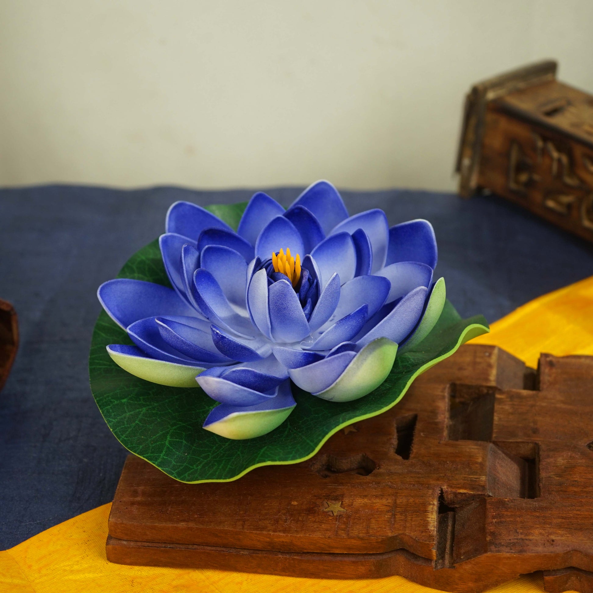 Sri Rudra Lotus Flower (SR 02809) | Swadesiicart