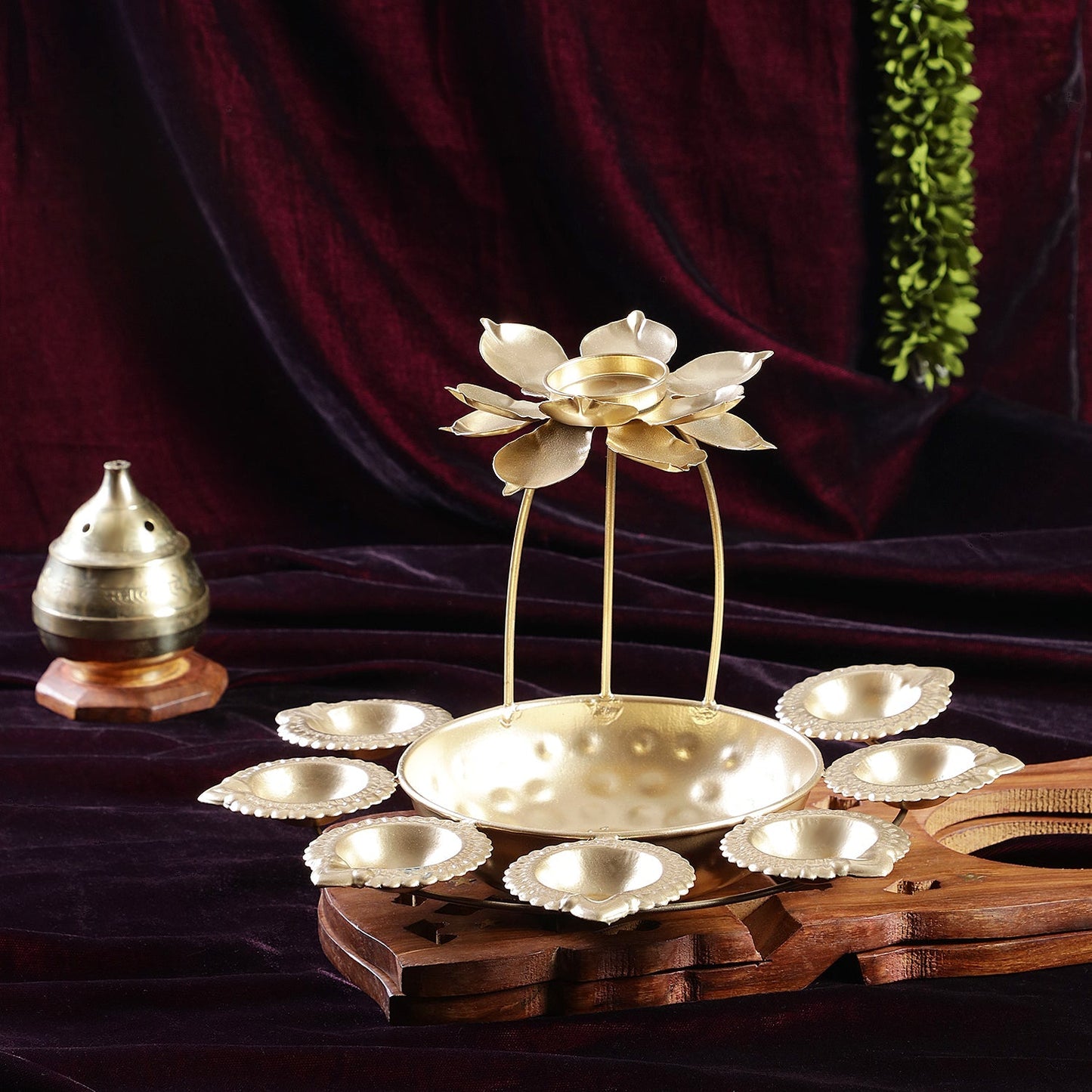 Sri Rudra Lotus Diya (SR03259) | Swadesiicart
