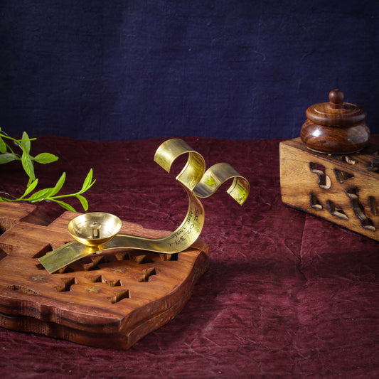 Sri Rudra Om Brass Diya (SR 02371) - Swadesiicart