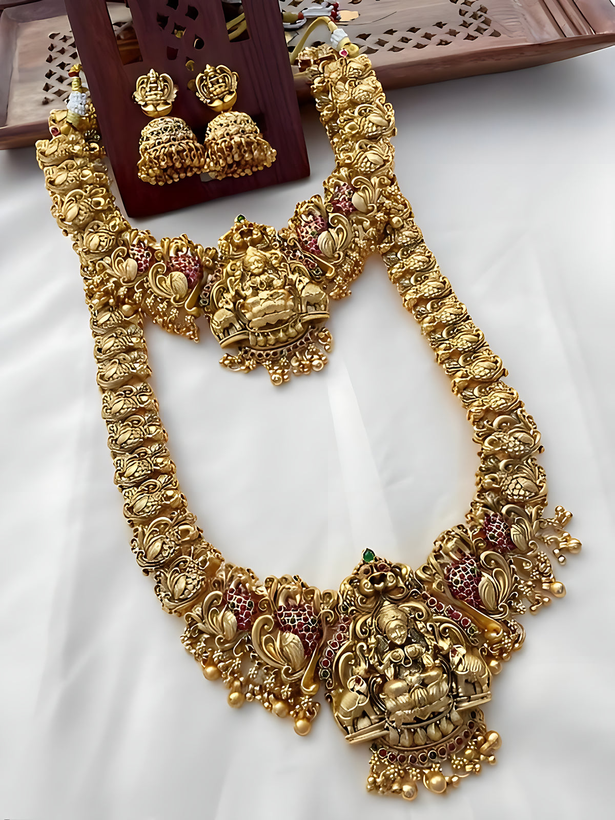 Jewel City Traditional Temple Design Gold-Plated Lakshmi Long Necklace Jhumka Earrings Antique South Indian Bridal Jewelry Set | Swadesiicart
