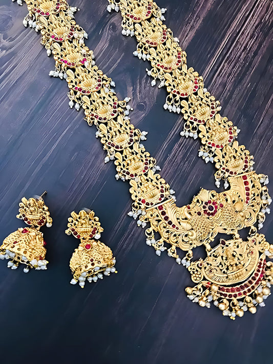 Jewel City Exquisite Gold Filigree Necklace and Earrings Set | Swadesiicart