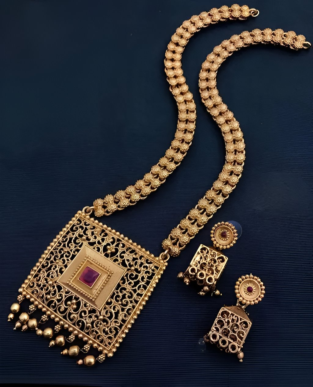 Jewel City Antique Gold-Plated Filigree Necklace Set – Traditional Long Haram with Ruby Accent | Swadesiicart