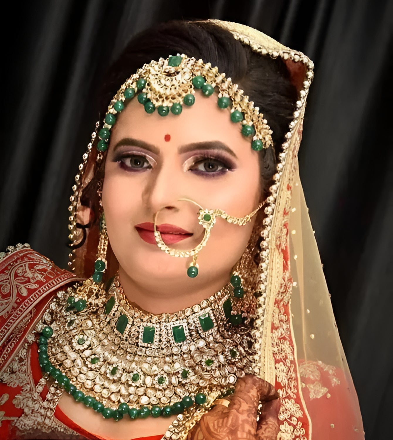 Jewel City Royal Indian Bridal Kundan Jewelry Set with Green Beads Handcrafted Gold-Plated Full Dulhan Set for Wedding & Festivals | Swadesiicart