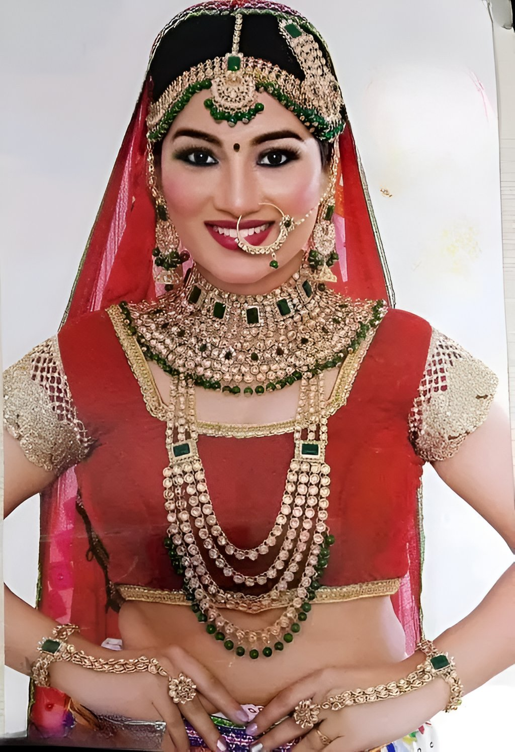 Jewel City Royal Indian Bridal Kundan Jewelry Set with Green Beads Handcrafted Gold-Plated Full Dulhan Set for Wedding & Festivals | Swadesiicart