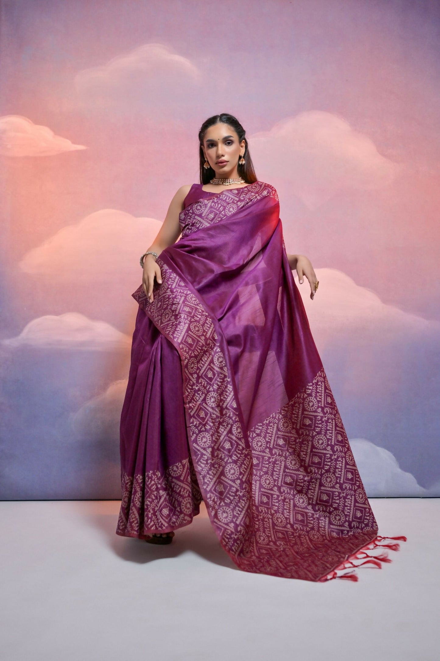 Vishnu Weaves Women's Wine Handloom Raw Silk Woven Border Saree with Blouse - Swadesiicart