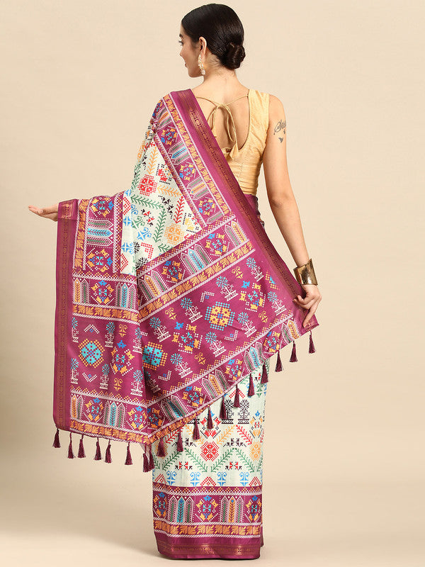 Green Silk Blend Digital Print Patola Saree with Unstitched Blouse - Hiral Fashion | Swadesiicart