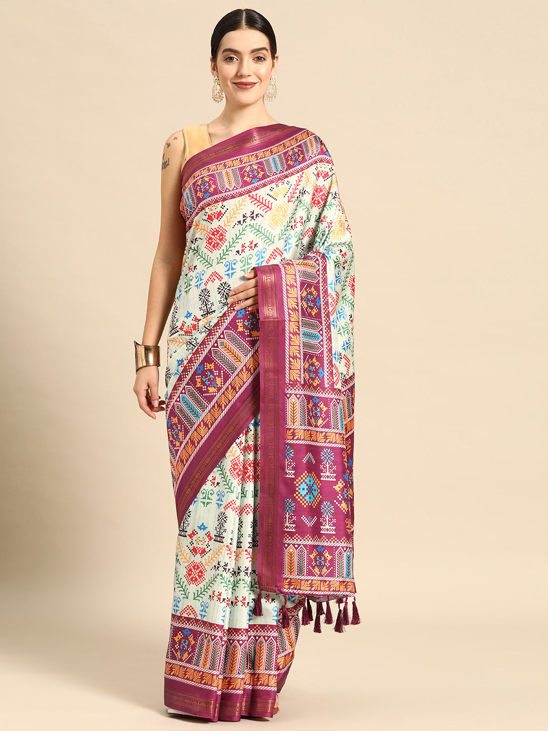 Green Silk Blend Digital Print Patola Saree with Unstitched Blouse - Hiral Fashion | Swadesiicart