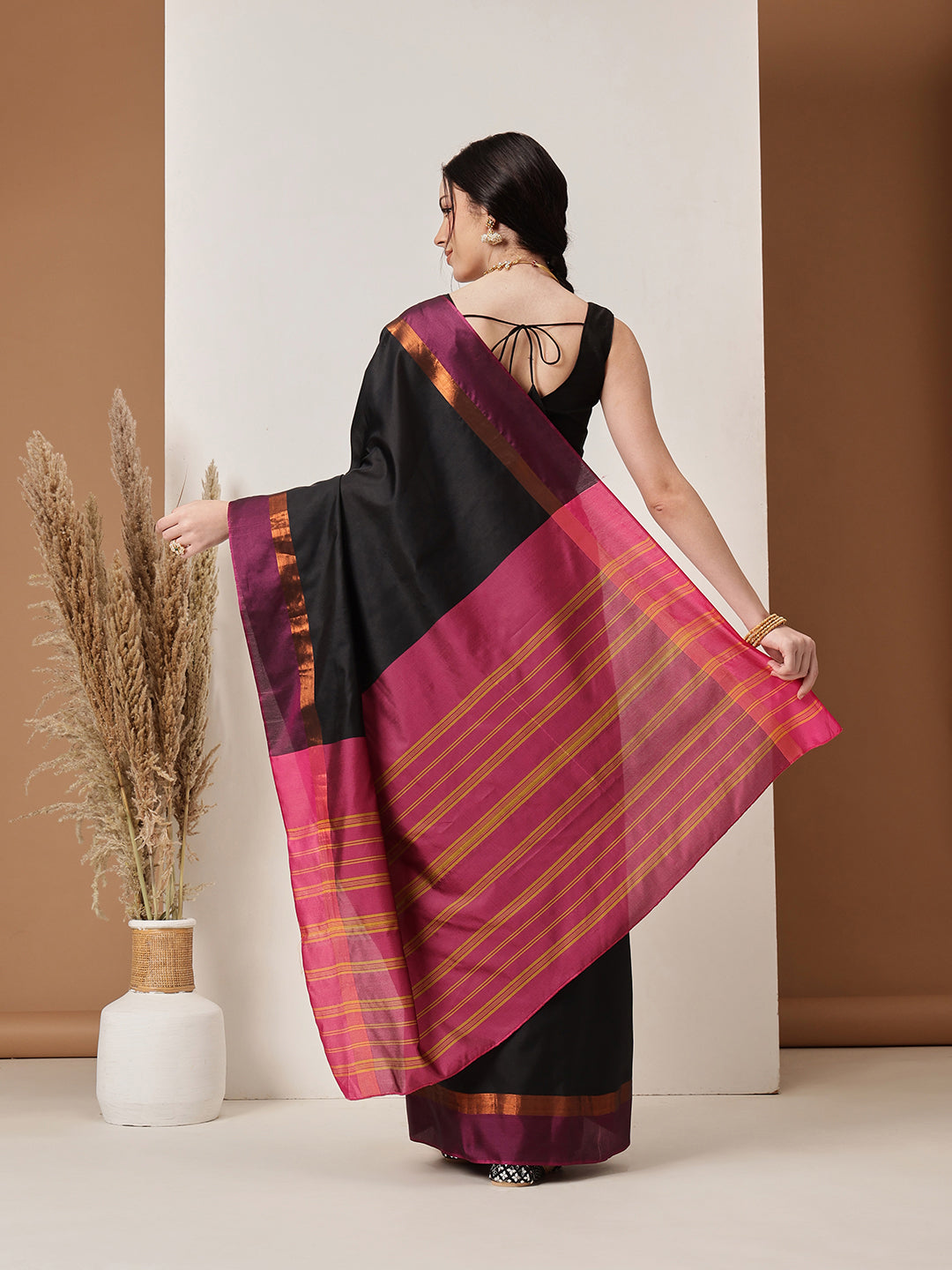Hiral Fashion Black Banarasi Art Silk Solid Saree | Swadesiicart