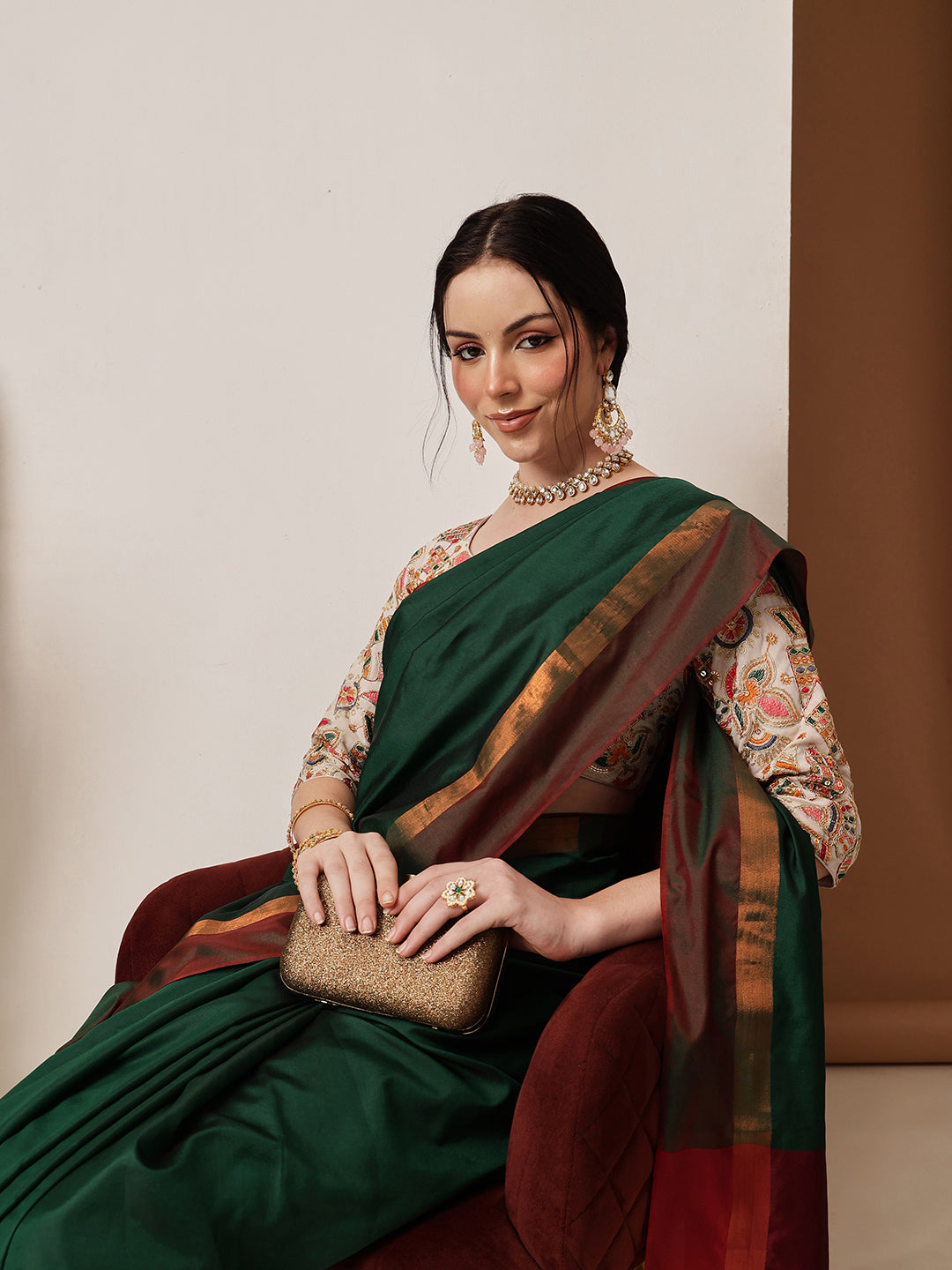 Hiral Fashion Green Banarasi Art Silk Solid Saree | Swadesiicart
