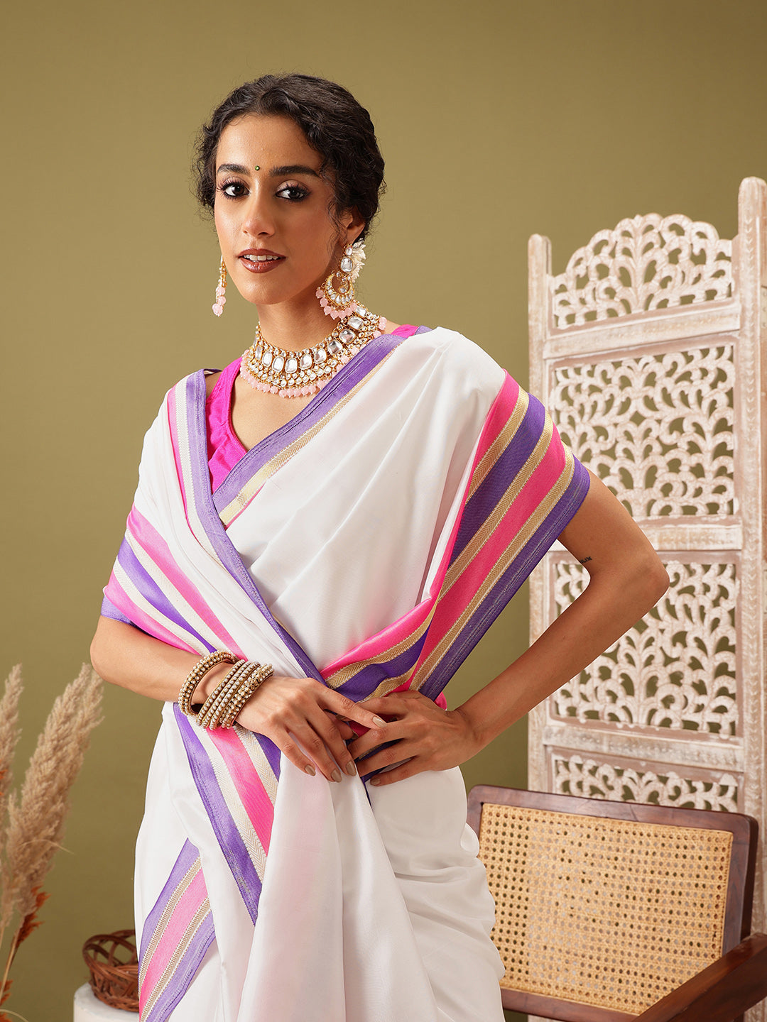 Hiral Fashion White Banarasi Soft Silk Solid Saree | Swadesiicart