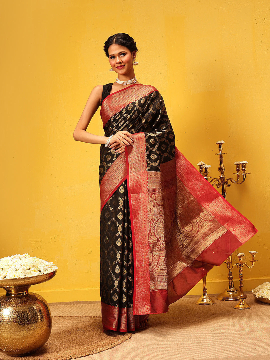 Hiral Fashion Black Banarasi Silk Woven Design Saree | Swadesiicart