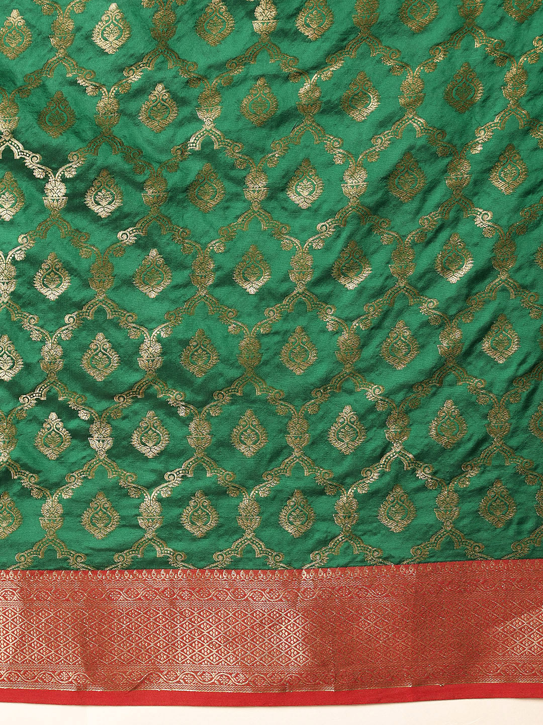 Hiral Fashion Green Banarasi Silk Woven Design Saree | Swadesiicart
