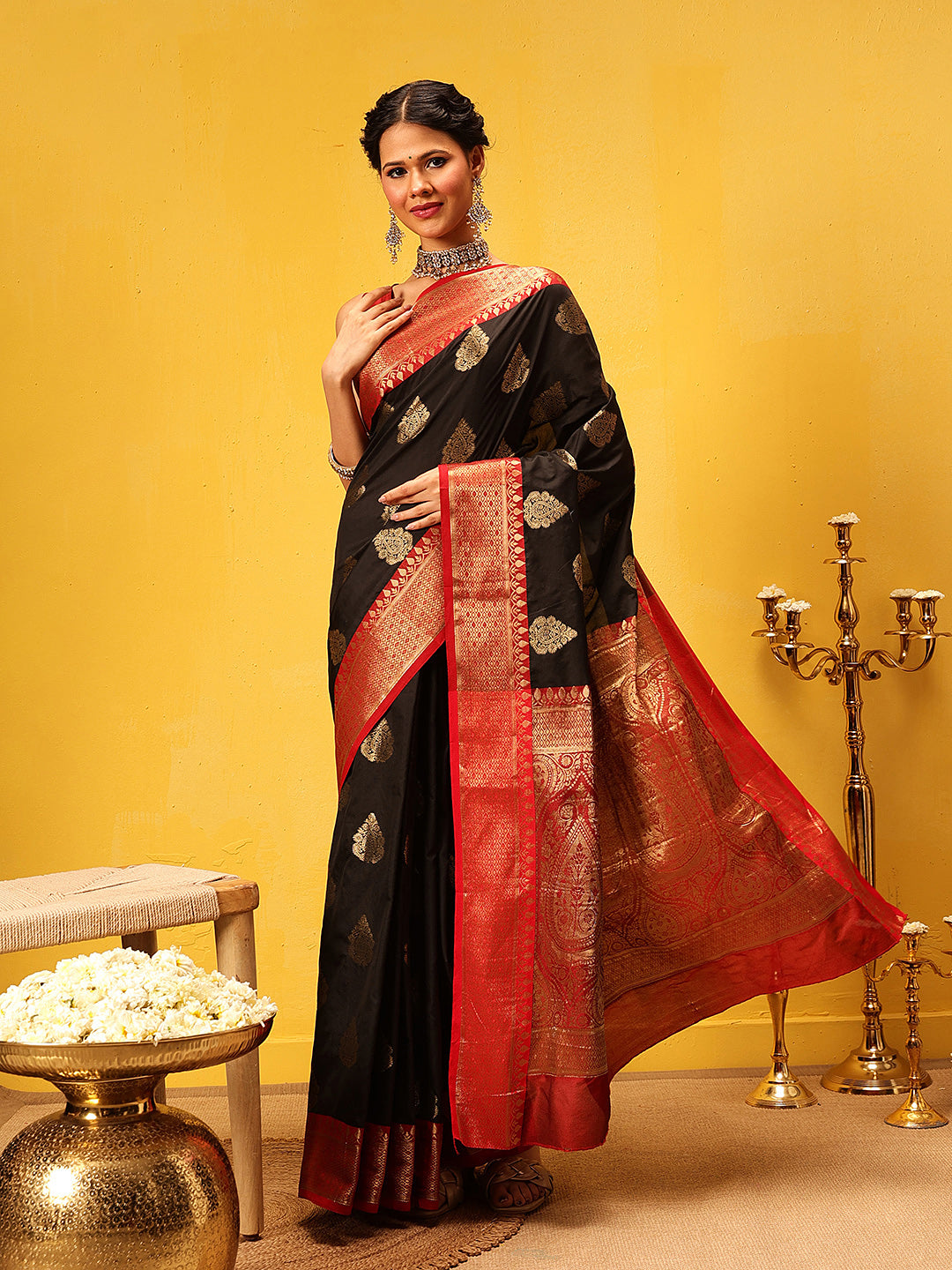 Hiral Fashion Black Banarasi Silk Woven Design Saree | Swadesiicart