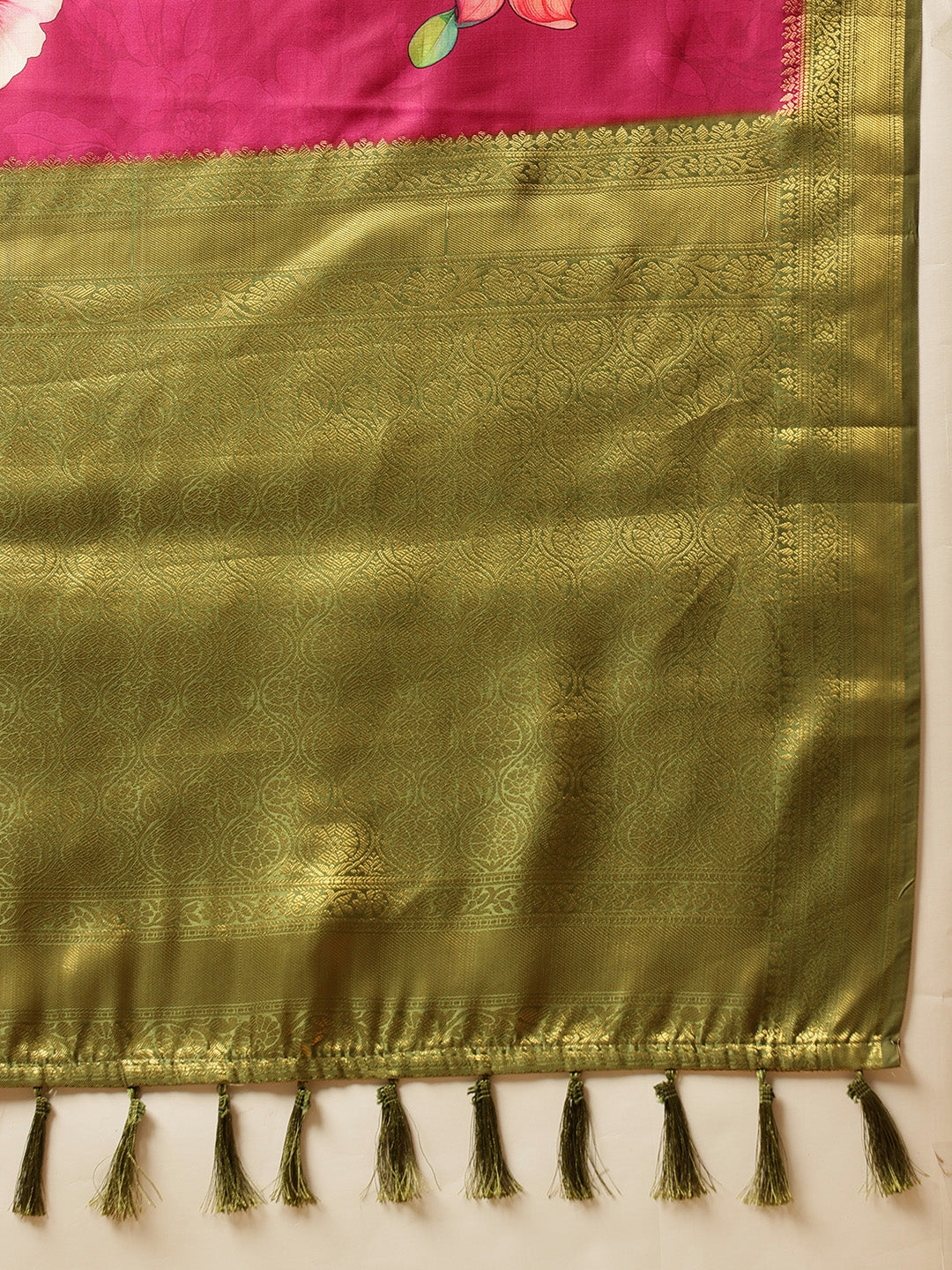 Hiral Fashion Pink Banarasi Silk Floral Digital Printed Saree | Swadesiicart