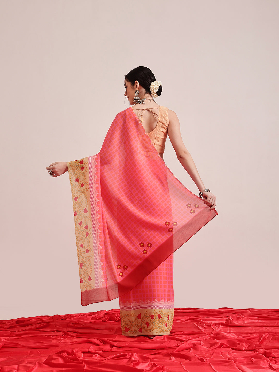 Hiral Fashion Pink Bollywood Mul Cotton Abstract Digital Printed Saree | Swadesiicart