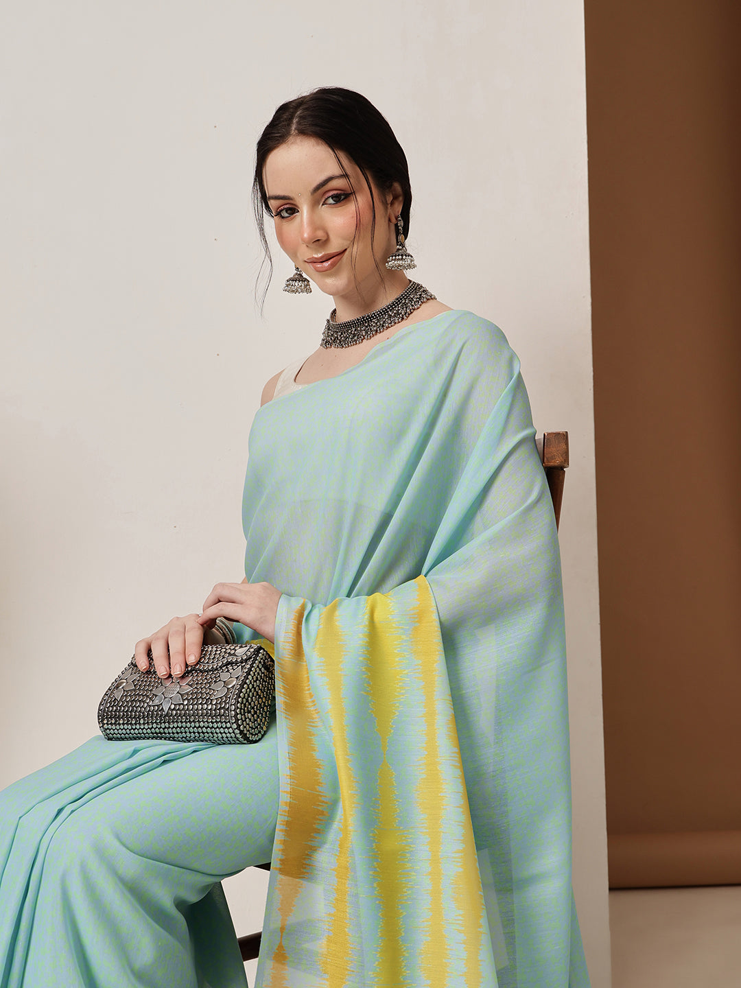 Hiral Fashion Teal Bollywood Mul Cotton Abstract Digital Printed Saree | Swadesiicart