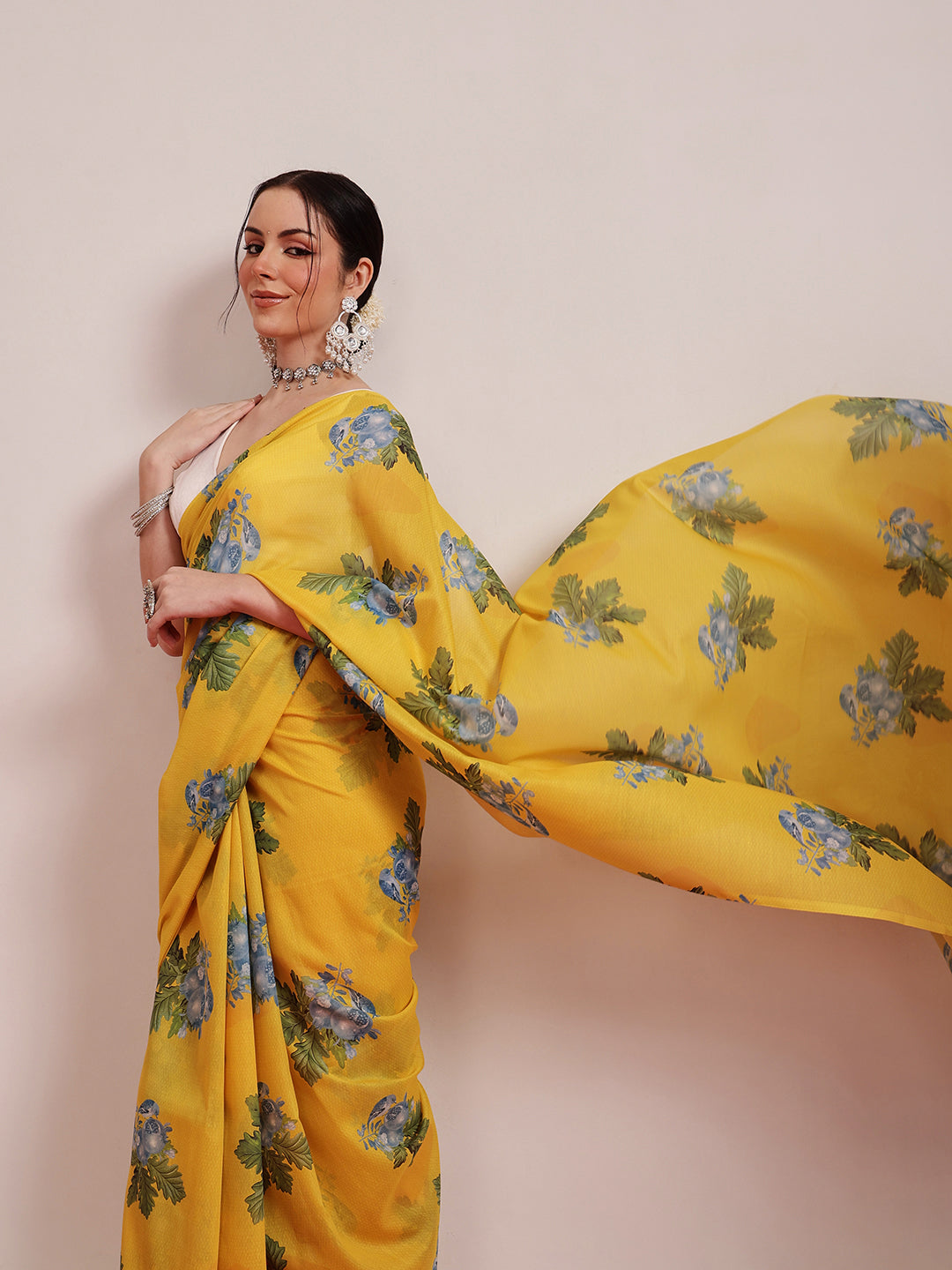 Hiral Fashion Yellow Bollywood Mul Cotton Abstract Digital Printed Saree | Swadesiicart