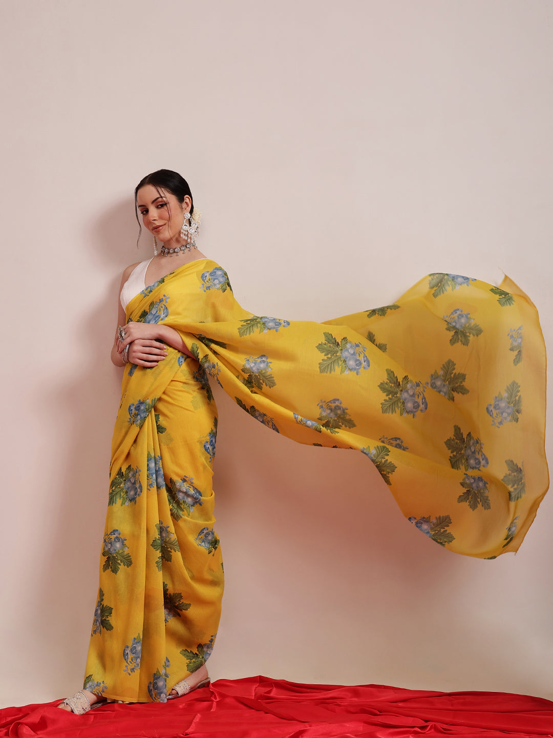 Hiral Fashion Yellow Bollywood Mul Cotton Abstract Digital Printed Saree | Swadesiicart