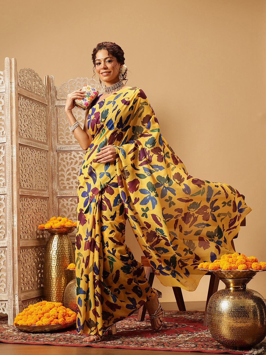 Hiral Fashion Yellow Bollywood Mul Cotton Floral Digital Printed Saree | Swadesiicart