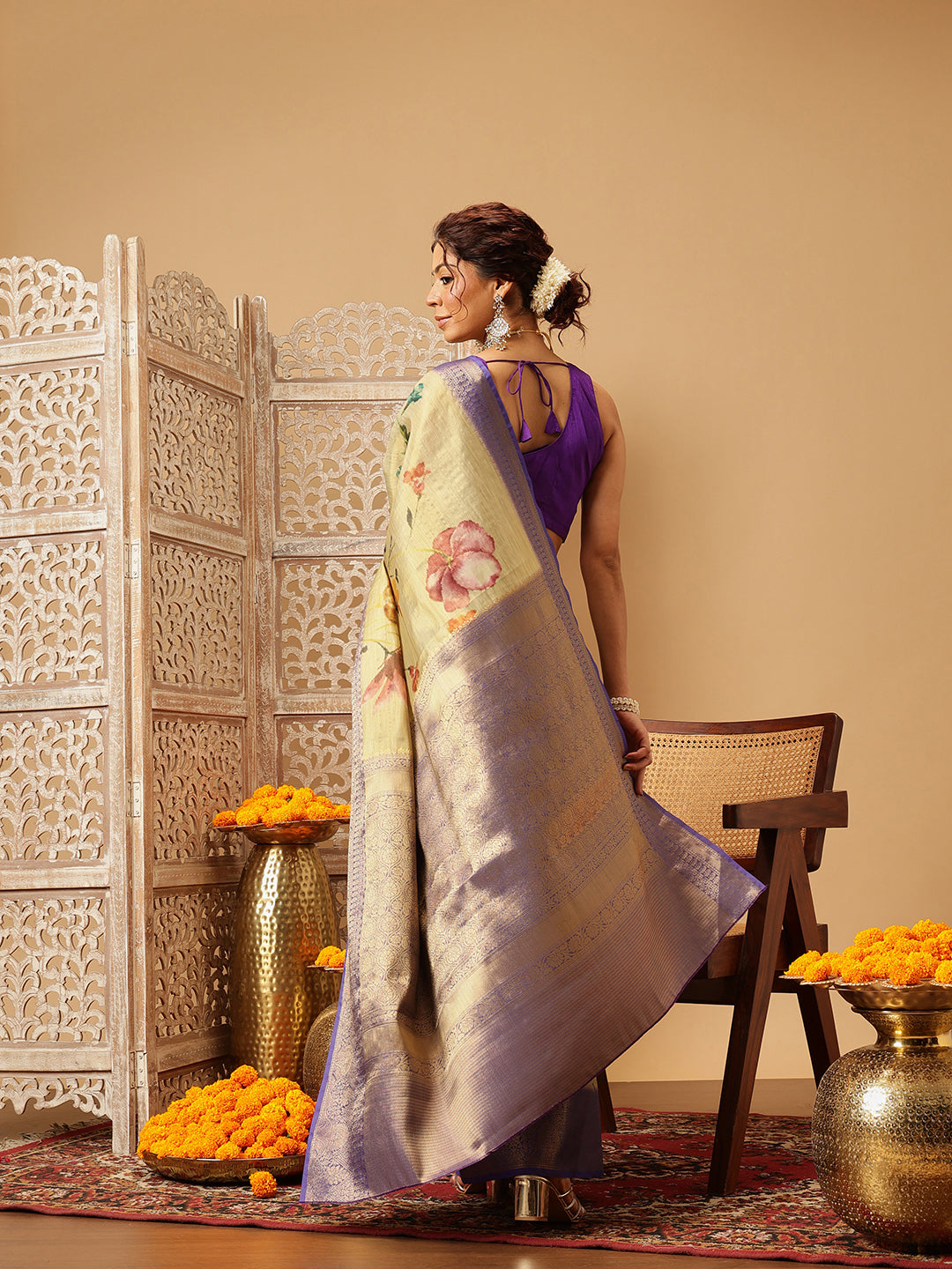 Hiral Fashion Beige Banarasi Tissue Silk Floral Digital Printed Saree | Swadesiicart