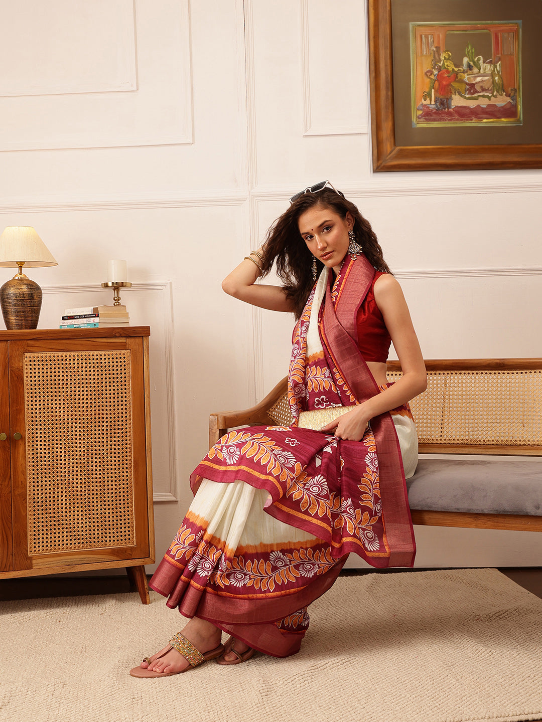 Hiral Fashion Off White Ikkat Kotha Silk Floral Digital Print Saree | Swadesiicart