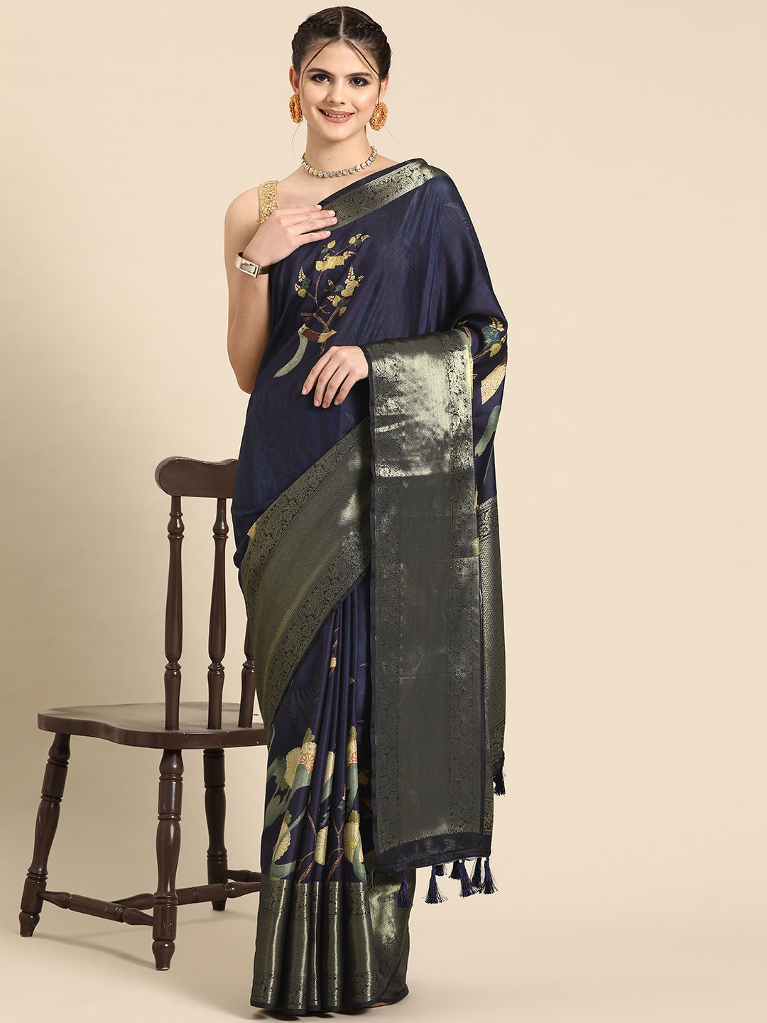 Navy Blue Kanchipuram Silk Digital Print Floral Saree with Unstitched Blouse - Hiral Fashion | Swadesiicart