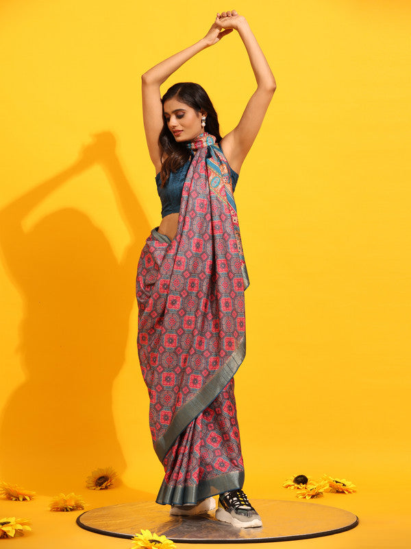 Red Silk Blend Woven Zari Design Geomatric Saree with Unstitched Blouse - Hiral Fashion | Swadesiicart