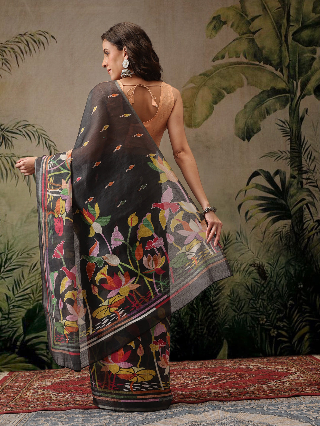 Hiral Fashion Black Banarasi Cotton Blend Floral Digital Printed Saree | Swadesiicart