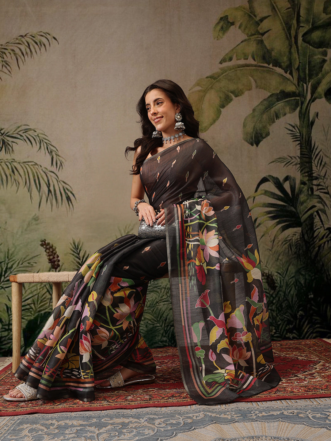 Hiral Fashion Black Banarasi Cotton Blend Floral Digital Printed Saree | Swadesiicart