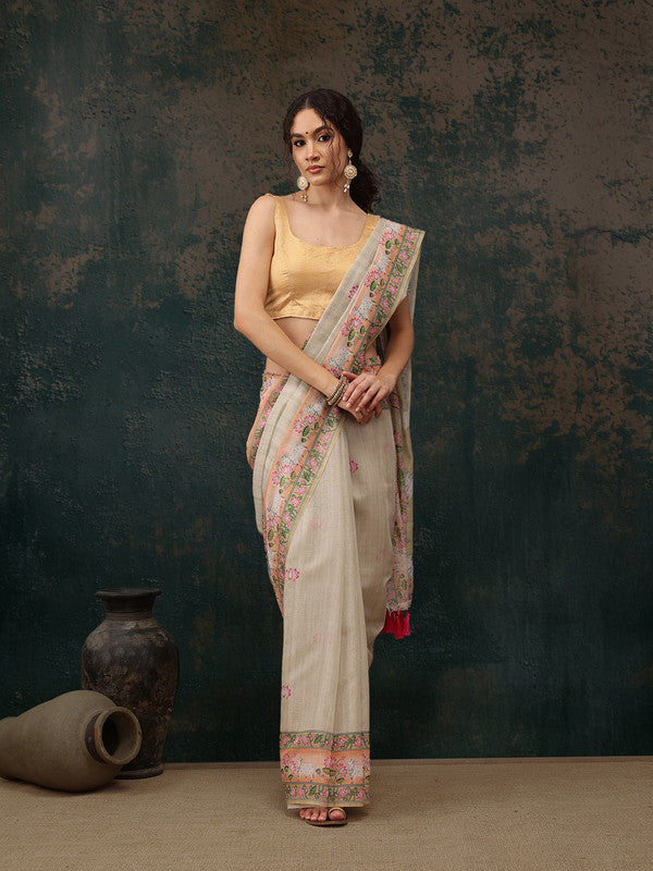 Green Cotton Blend Digital Print Animal Print Saree with Unstitched Blouse - Hiral Fashion | Swadesiicart