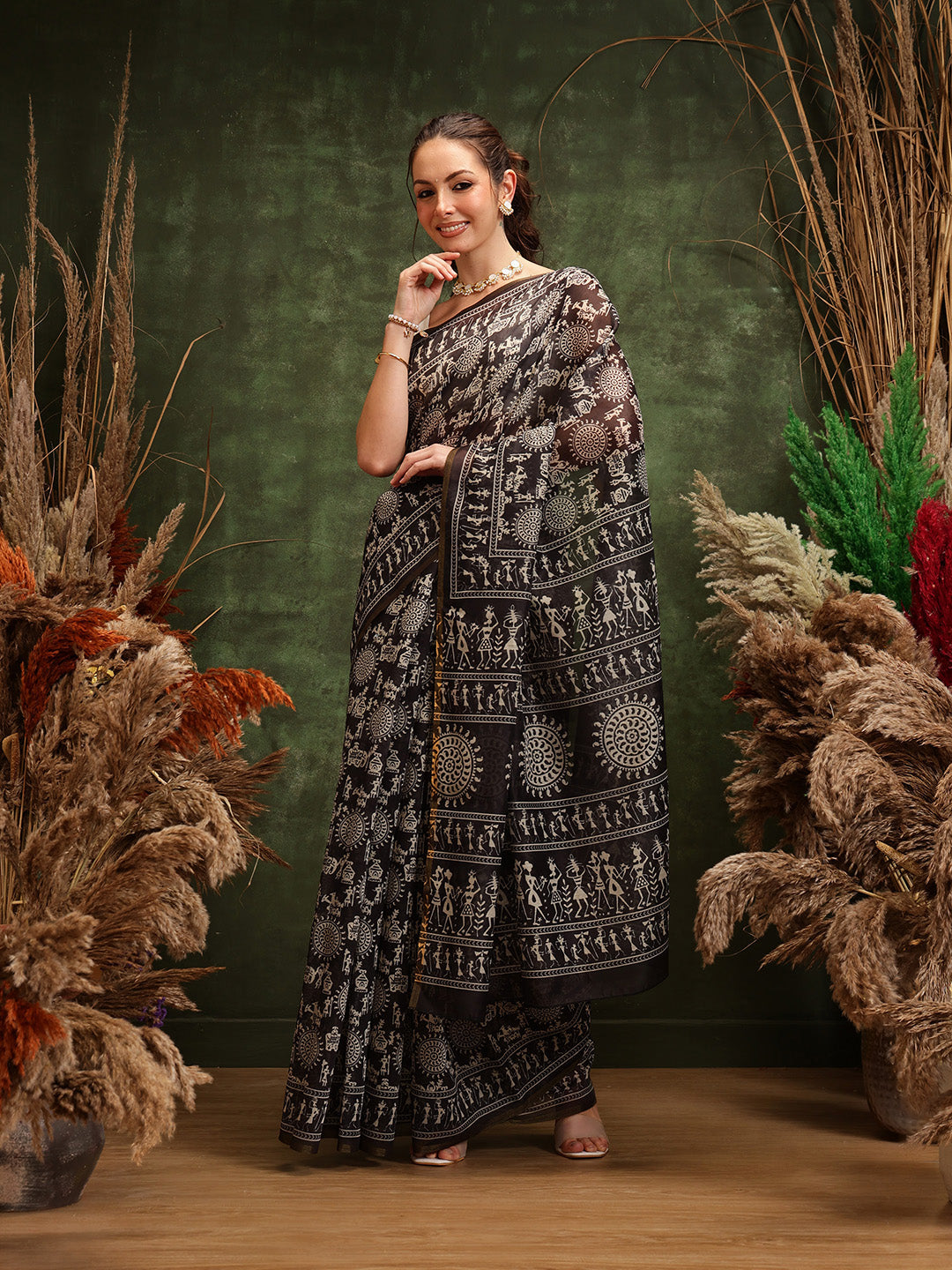 Hiral Fashion Black Chanderi Cotton Blend Abstract Digital Printed Saree | Swadesiicart