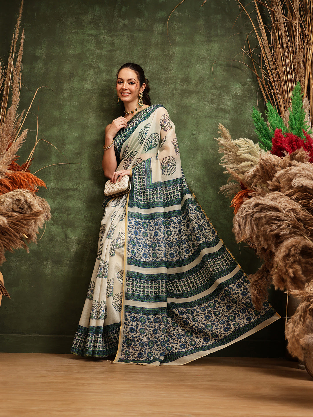 Hiral Fashion Off White Chanderi Cotton Blend Abstract Digital Printed Saree | Swadesiicart
