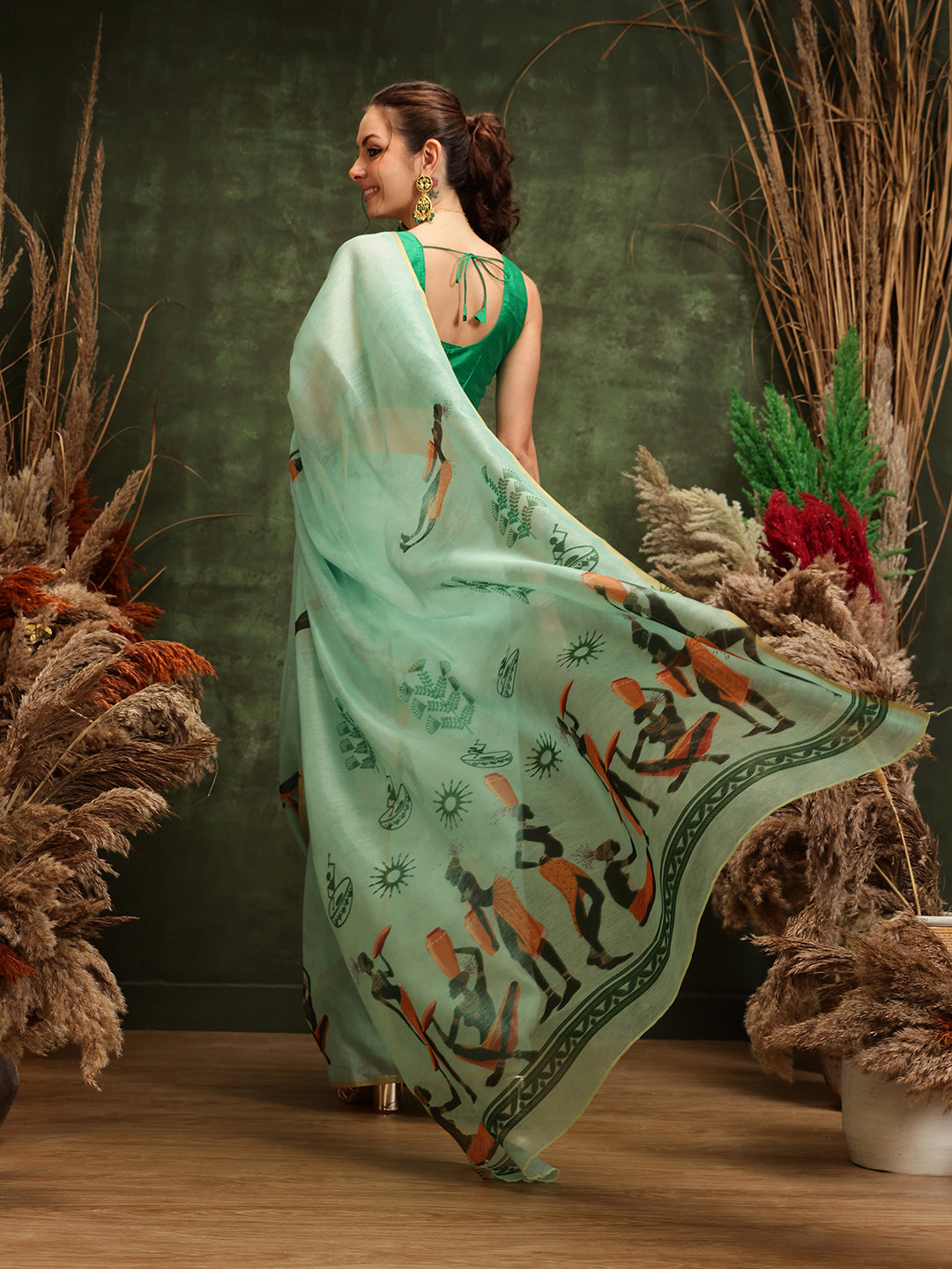 Hiral Fashion Green Chanderi Cotton Blend Abstract Digital Printed Saree | Swadesiicart
